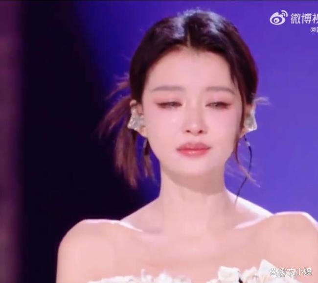 孙怡自责爆哭谢娜不停安慰 真性情触动人心