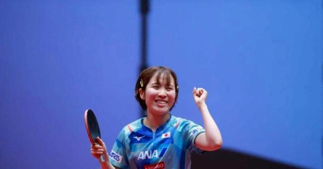 石洵瑶韩菲儿回应女双夺冠 逆转胜利振奋人心