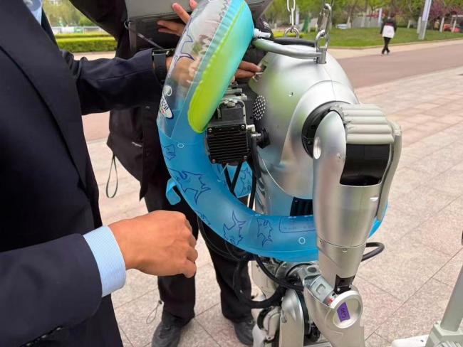 2026人形机器人半马 山东企业与高校首秀