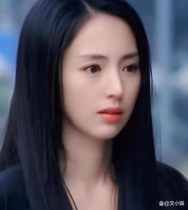 小酒窝说妈妈的颜值太权威了 旧照引发共鸣