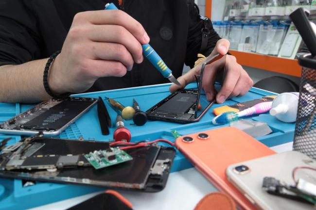 中东局势紧张为什么塑料袋先受影响 石油涨价引发连锁反应