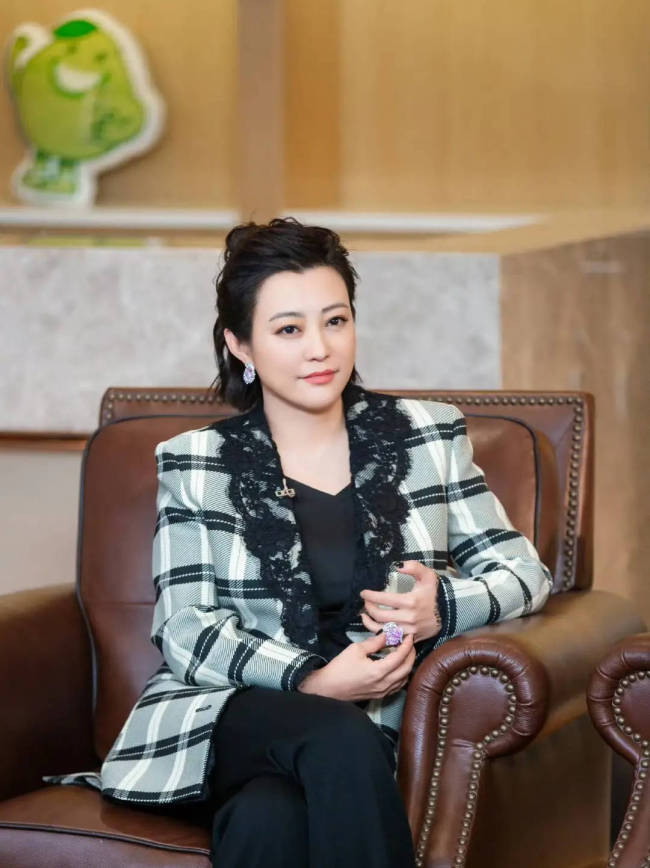 郝蕾说演员没工作都扎堆短剧了