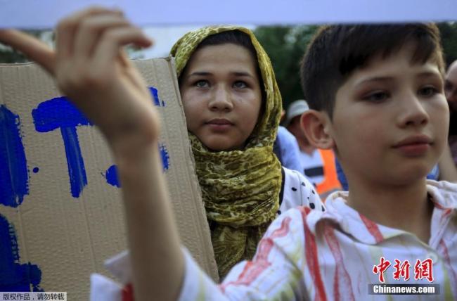 欧尔班承认在国会选举中败选 蒂萨党获胜夺138席