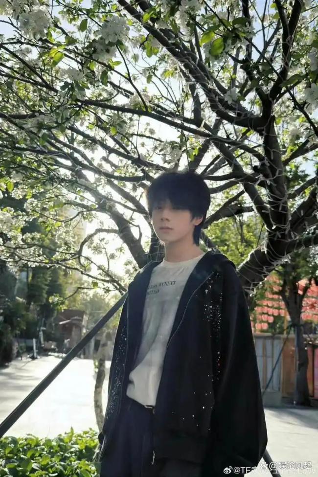 王橹杰杀青 16岁少年首部作品圆满收官