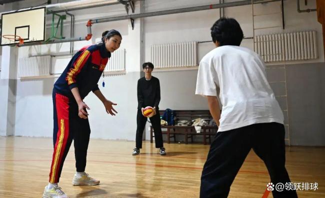 袁心玥新学期在南开大学开设排球课 重返国家队基本已无可能