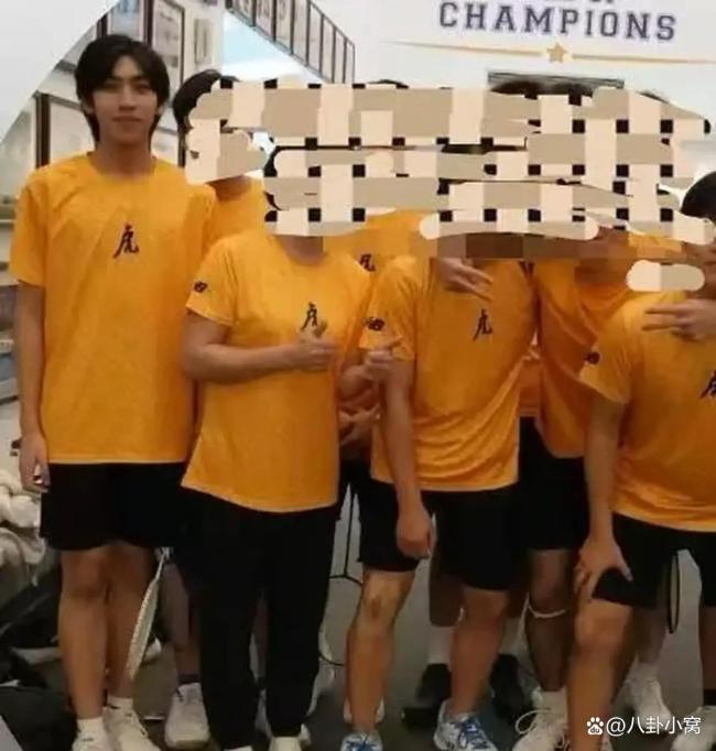 林志颖16岁儿子Kimi正脸照曝光 阳光少年引热议