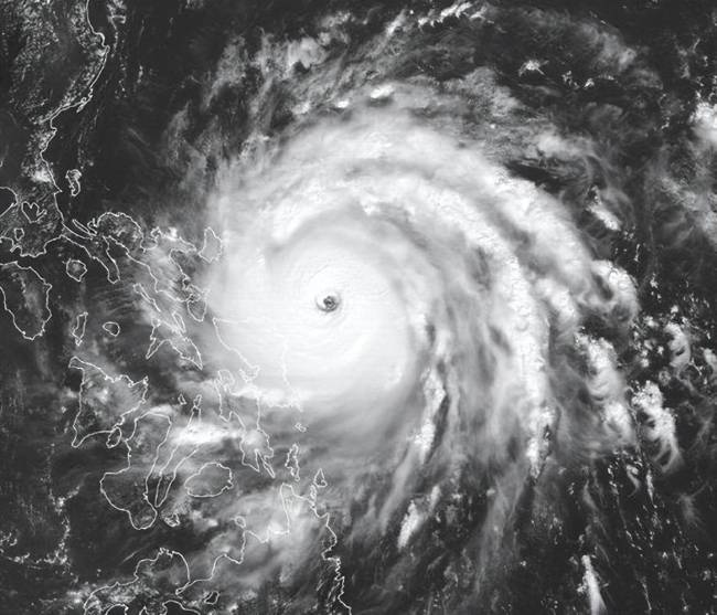 超强台风“森拉克”将正面袭击塞班岛 4月罕见风王来袭