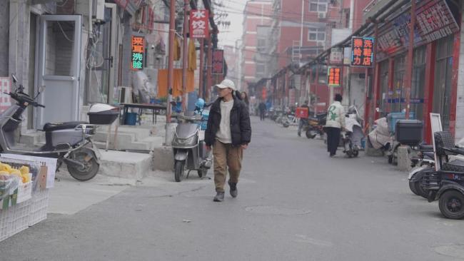 一个女外卖骑手的世界：系统之下，生存之上