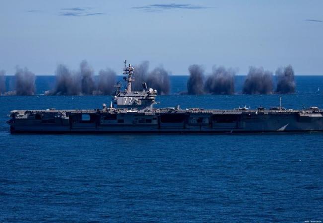 胡塞武装让美军航母改道 绕道非洲避冲突