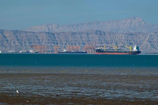 美军称已完全切断伊朗海上进出口贸易