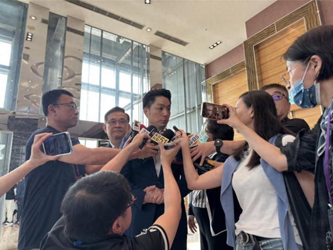 蒋万安呼吁台当局勿卡关