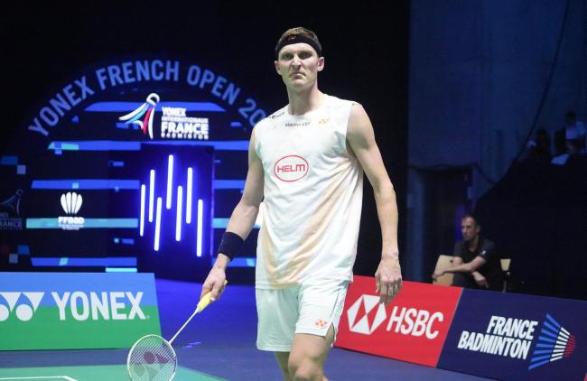 安赛龙宣布退役