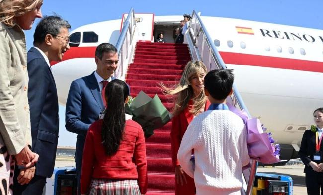 为什么多国政要都往北京跑 全球避险行动升温