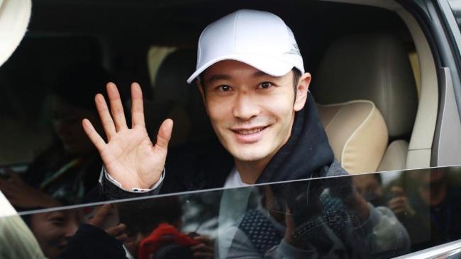 黄晓明下周末复试考政治 再战博士梦