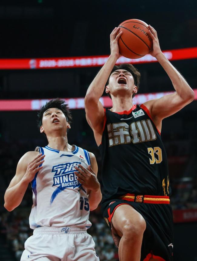 CBA：深圳马可波罗106-96宁波町渥 主场胜利稳固排名