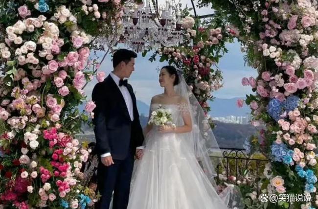 玄彬孙艺珍儿子拍的夫妇照