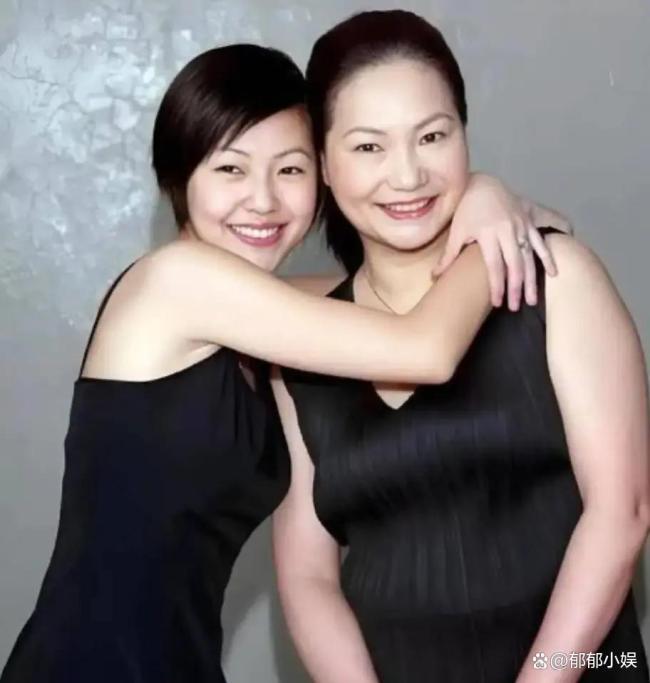 小S讲述大S离世后的自己 自责与悲伤交织