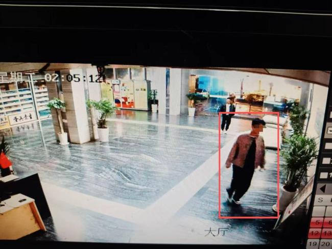 小伙入职1天 公司40多部手机"失灵"：诈骗套路揭秘