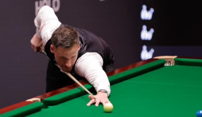 连打带防，表现陌生！丁俊晖回归顶级状态 首阶段7-2领先吉尔伯特 王者归来碾压胜利