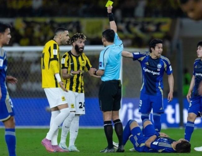 曝马宁遭亚足联重罚！被终止执法亚冠：2争议判罚致沙特巨头出局 误判引发争议