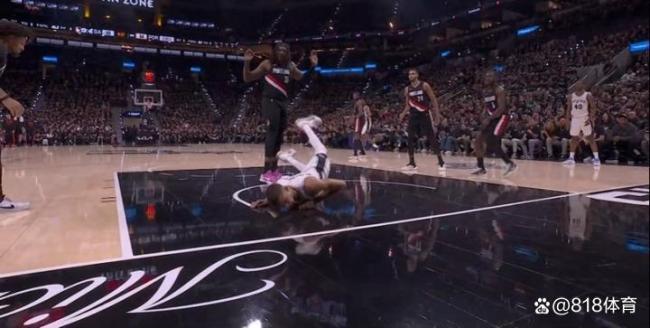 文班亚马脑震荡退赛预计缺阵一周 面部撞击地板引发关注