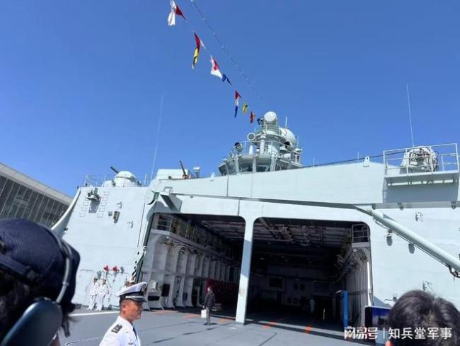 零距离探访052D型导弹驱逐舰丽水舰 海军节开放日亲历记