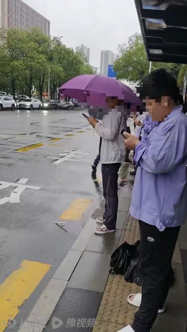 劝阻吸烟事件警方执法存瑕疵？吸烟媒体解读