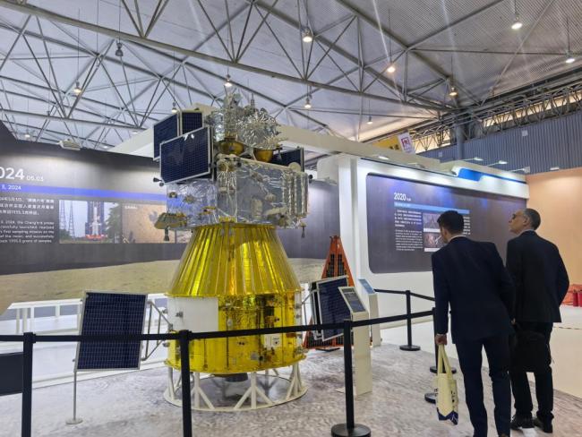 问“月”探“火”观“日” 航天日看逐梦苍穹