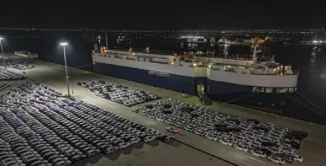 美国消费者大呼不公平，便宜又强的中国车为何只能看却买不到？