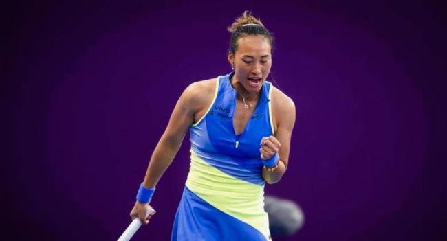 莱巴金娜称郑钦文是个很强的对手 马德里赛场激烈对决