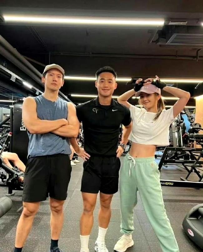 阿Sa老公私照曝光 运动型男身材吸睛