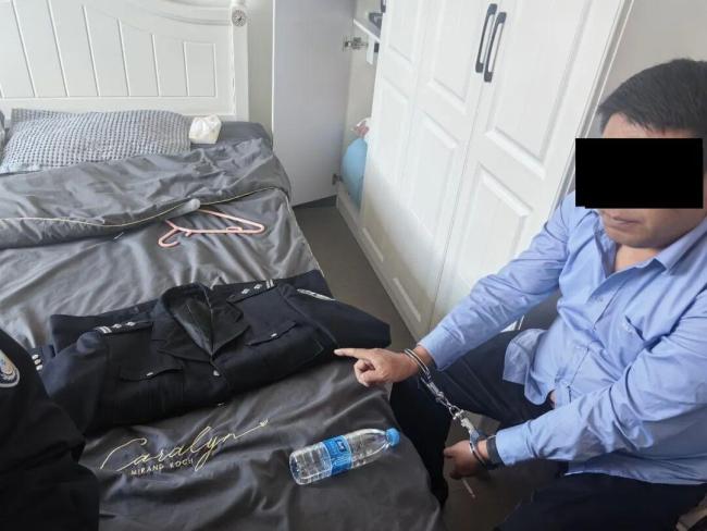 男子冒充警察骗财骗色被拘 假警察真诈骗
