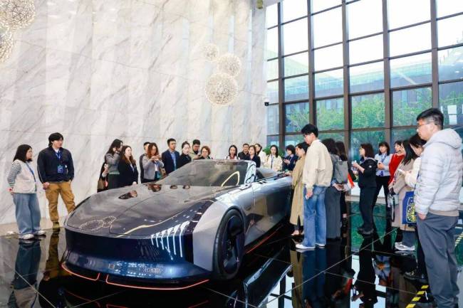 超50万留学生回国，大厂HR心里话：就喜欢能成事的人 海归就业挑战与机遇并存