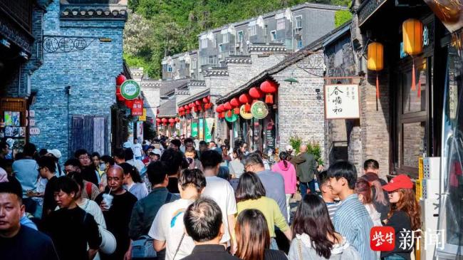 五一镇江西津渡接待近30万人次 文体旅融合引爆假日经济