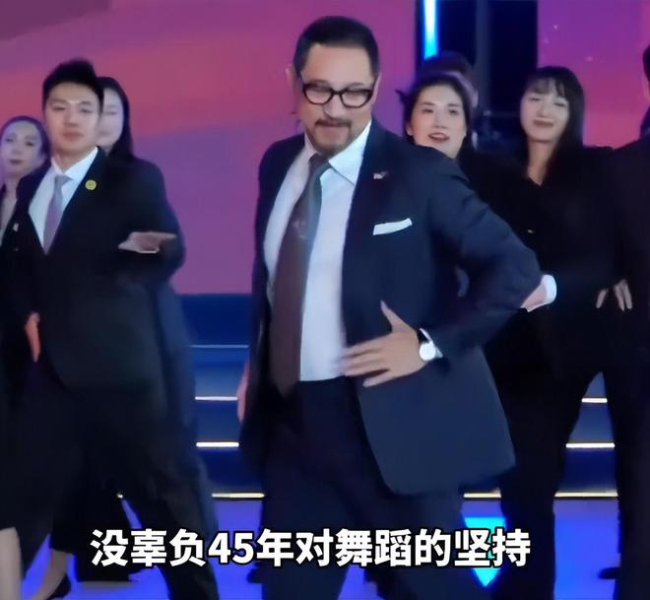 许文飙复兴教过沙溢靳东孙红雷 跳舞圈老前辈再引热议