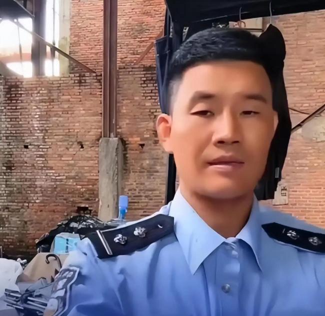 谢孟伟公然鼓吹出轨哪儿来的底气 黑红流量死灰复燃