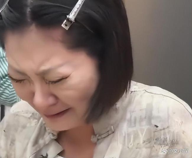 王暖暖发文恐惧不敢睡被送来抢救 噩梦再现引发关注