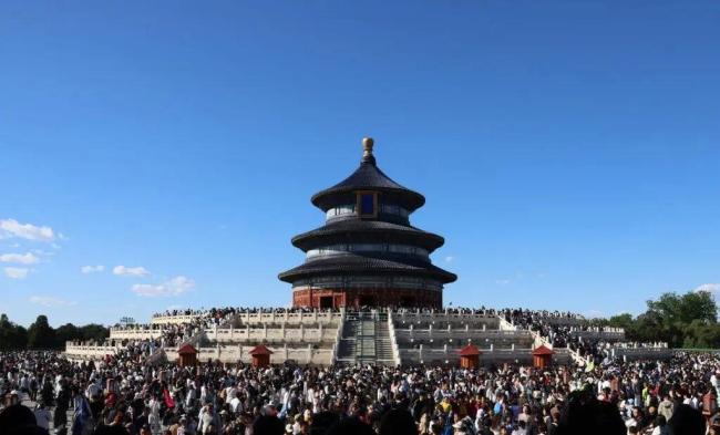 五一5城人均消费超千元 文旅消费新趋势