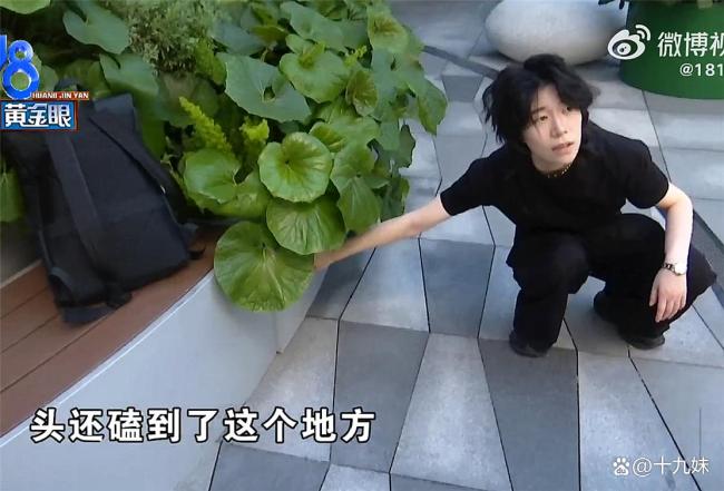 姑娘称火锅店里起纠纷后被打断两颗门牙 无妄之灾引发热议