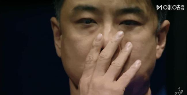王皓眼含热泪