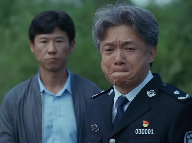 低智商犯罪 全员演技在线引发热议