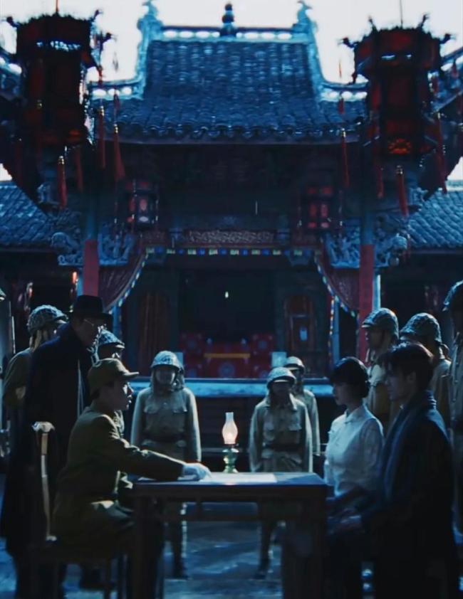 两个年青东说念主手搓的《ENEMY》刷屏全网 热血笨蛋的告捷