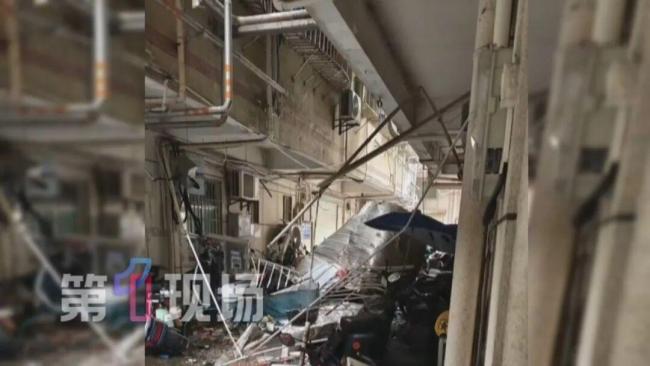 深圳巨型水箱从14楼坠落无人伤亡 深夜巨响惊醒居民