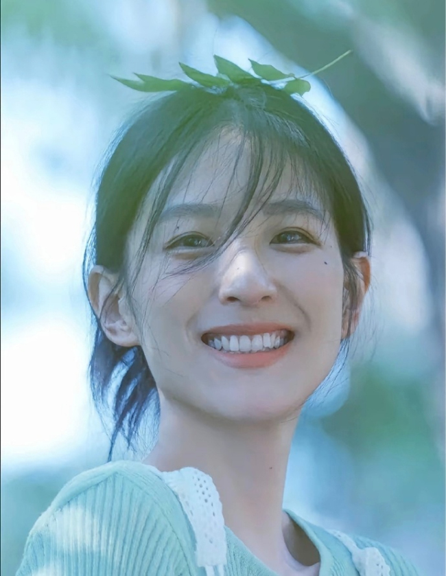 宛瑜扮演者赵霁时隔一年更新动态 女神回归引发热议