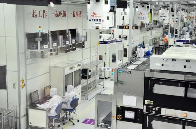 韩国股市暴涨股民躺赚的背后 存储芯片引领AI时代