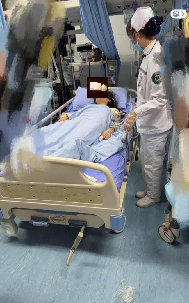 女子做医美微针次日突发晕厥 高敏体质引发争议