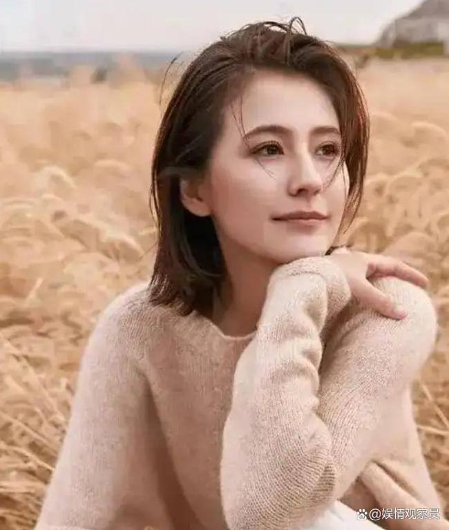 热依扎是单亲妈妈