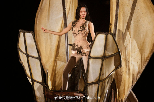 单依纯入围金曲奖