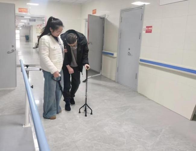 肇事方回应23岁研究生被撞颅脑损伤 两个家庭的悲剧