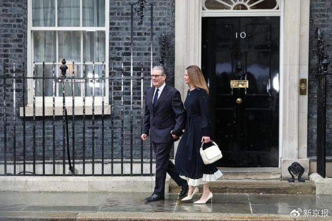英国首相斯塔默，会被迫下台吗？